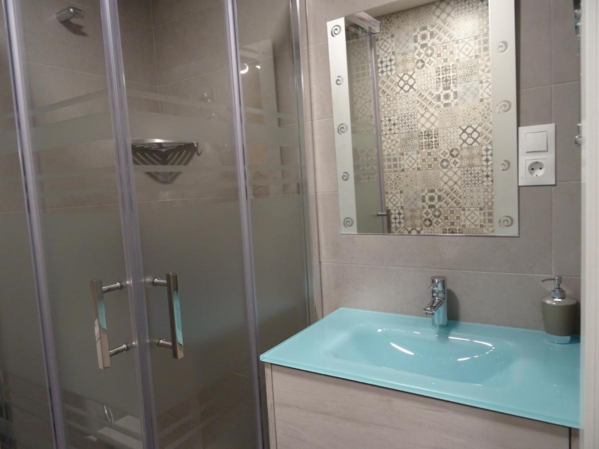 Boutique Apartment Near The Beach, 1 Gbps Wi-Fi Malaga Exterior photo