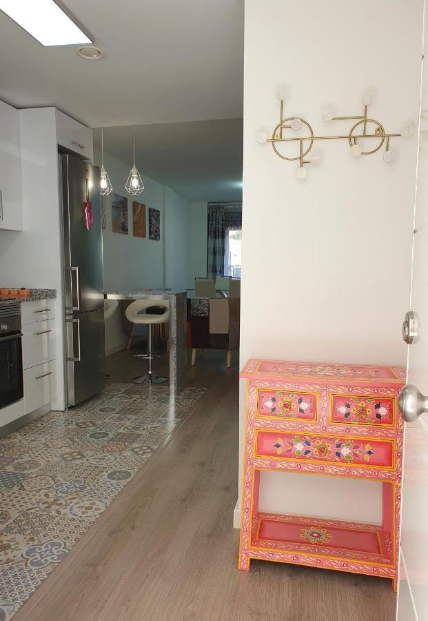 Boutique Apartment Near The Beach, 1 Gbps Wi-Fi Malaga Exterior photo